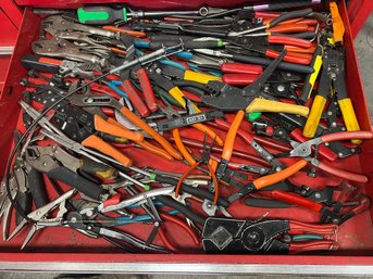 Large Lot Of Pliers And Strippers (60)