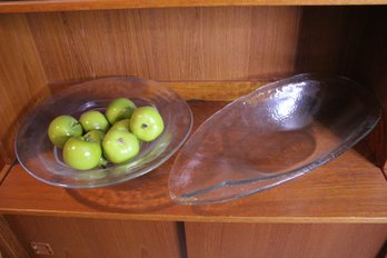 Two Large Glass Bowls And Plastic Fruit (N44)