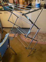 Clothes Rack (B28)