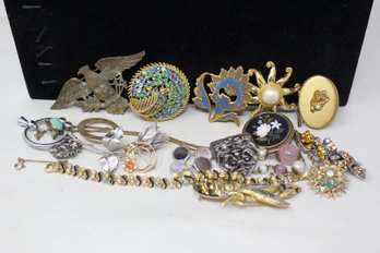 Assorted Costume Jewelry (J79)