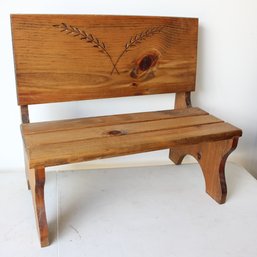 Vintage Wooden Child Or Doll Bench (100)