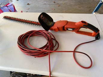 Hedge Trimmer And Extension Cord (OS17)
