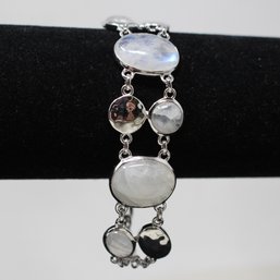 Sterling SIlver And Moonstone Bracelet (5)