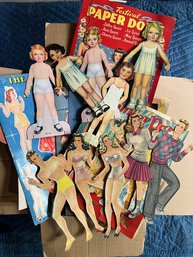 Large Lot Of Vintage Paper Dolls, Booklets And Cut Outs (j46)