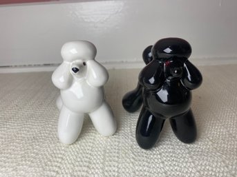 Poodle Salt & Pepper (P6)