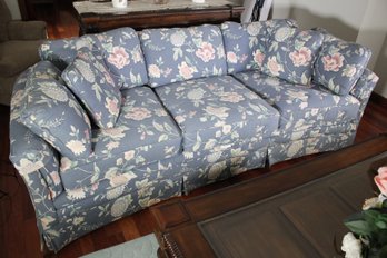 Highland House Of Hickory, NC Curved Sofa (2)