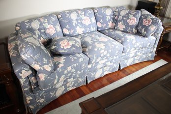Highland House Of Hickory, NC Curved Sofa (8)