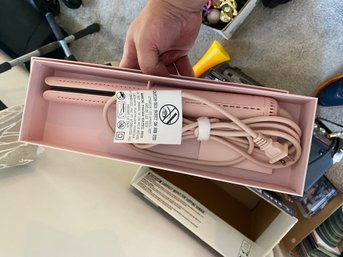 L'Ange Hair Iron (USBR)