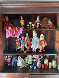 Collection Of International Dolls (B7)