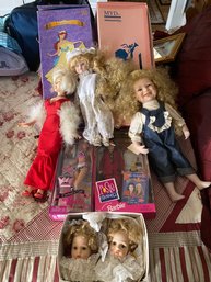 Assortment Of Dolls (B8)