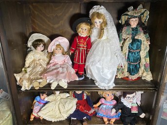 Dolls Two Top Shelves (B17)