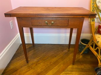 One Drawer Gate Leg Table (BR3)