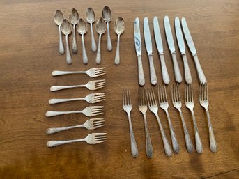 S. Kirk Sterling Flatware For Six - 790g - P39