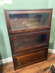 Barrister Bookcase (D2)