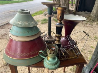 Tole Lamp And Parts Lot (LK)