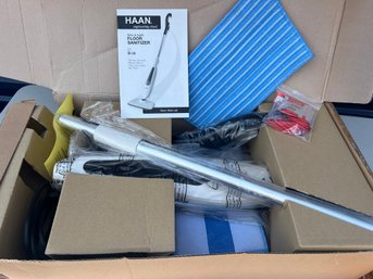 Haan Slim And Light Floor Sanitizer Mop (104)