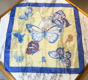 Assorted Linens And Scarf (127)