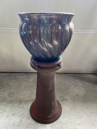 Painted Pedestal And Jardiniere (DN16)