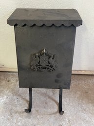 Vintage Mailbox (DN18)