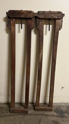 Pair Of Antique Cattle Stanchions (jD)