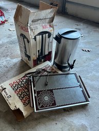 Coffee Maker And Warming Tray (251)
