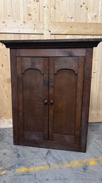 Antique Corner Wooden Cupboard (jD)