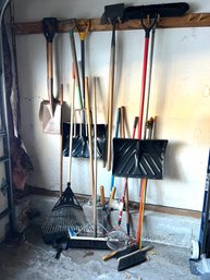 Shovels Rakes And Yard Tools (260)