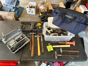Hammers, Clamps, Dremel, DeWalt (ME22)