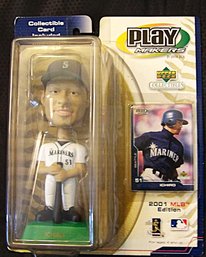 2001 Upper Deck {Bobble Head - Rookie}:  Ichiro