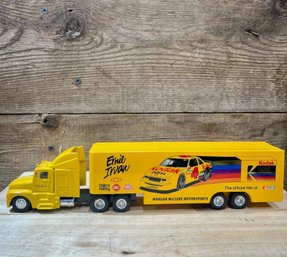 Racing Champions, Ernie Irvan #4, Kodak Film, 1:64 Scale, Team Transporter