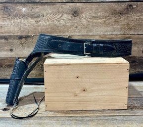 Buscadero Rigg, .22 Caliber, Black Leather Holster Belt, Mexico, C22