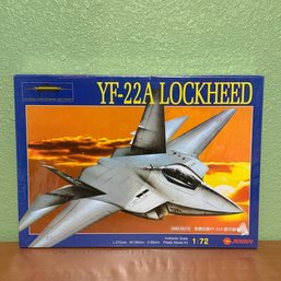 Zhengdefu, YF-22A Lockhead, 08M-M318, 1:72 Scale, Model Kit, NIB