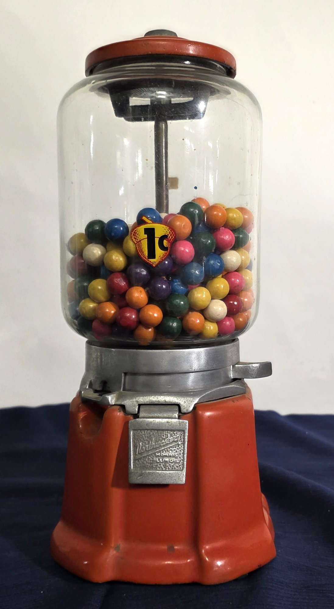 Two Original Vintage Gumball Machines #21494 | Auctionninja.com