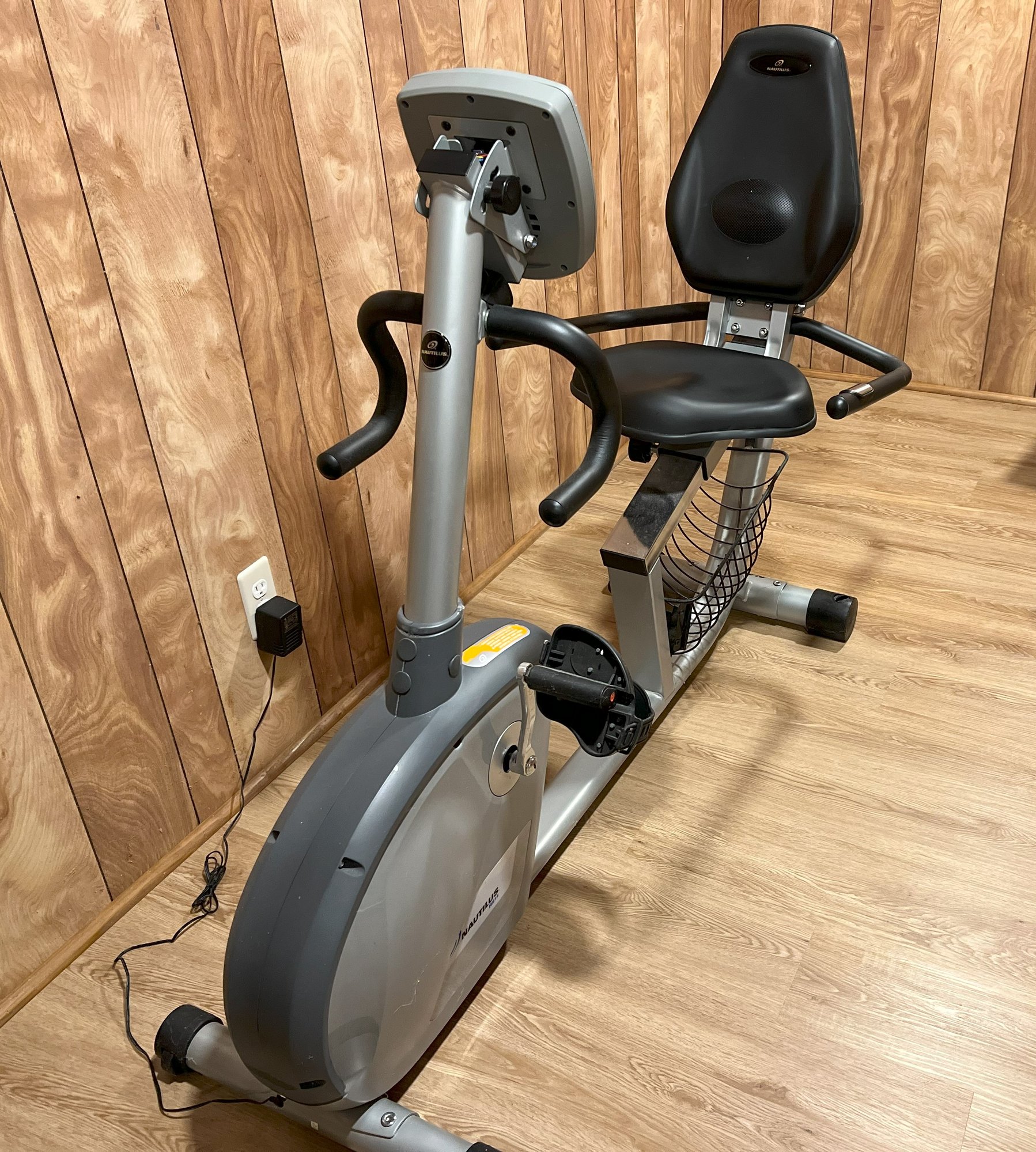 Recumbent Exercise Bike R618 Nautilus Nautilus R618 Review