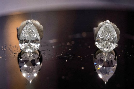 Magnificent Elegant Pair Of 14k White GOLD Classic Pear Shaped Natural DIAMOND Earrings - 4.14 CTS Total