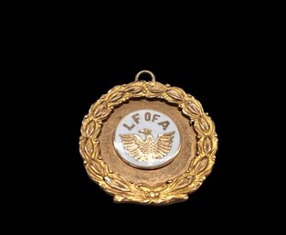 10k Yellow Gold Pendant/pin 1941 - 8.6 GramsTW- Shippable
