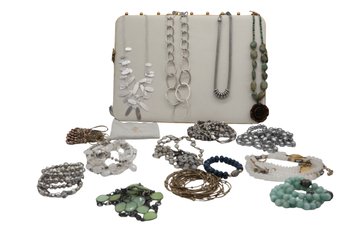 Large Collection Of Beautiful Costume Jewelry - Shippable