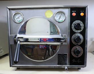 Pelton & Crane  Ommiclave Steam Sterilizer
