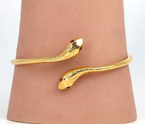 18kt.yellow Gold Snakehead With Ruby Eyes Bangle Bracelet -shippable