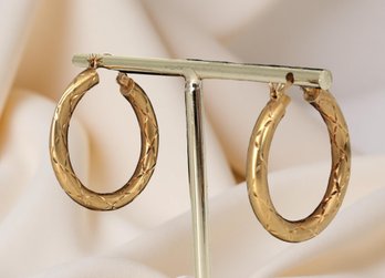 14K Yellow Gold Diamond-cut  Hoop Earrings -shippable