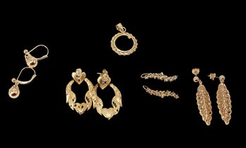 VINTAGE 14kt Yellow GOLD Earrings And Coin Pendant Holder- Shippable