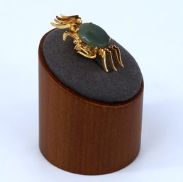 Vintage 10kt GOLD Crab Jade Pin/brooch- Shippable