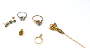 Collection Of Vintage GOLD Jewelry  Approx 2.4 Grams TW-shippable