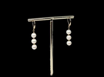 Lovely 14k Yellow GOLD Cultured 3 Pearl Drop Dangle Leverback Earrings- Shippable