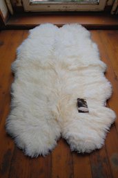 Interiors Genuine Austrailian Sheepskin Rug - Never Used