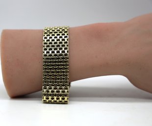Large 8' Mesh 14kt Yellow Gold Bracelet