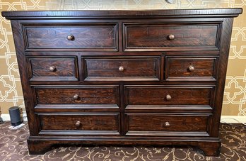 Quality Aspen Home 9 Drawer Dresser And Mirror