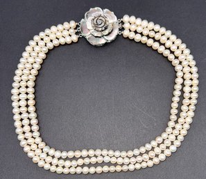 Vintage Culture Pearl And Abalone Flower Necklace-SHIPPABLE
