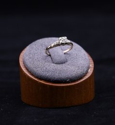 14kt Yellow GOLD And Natural Diamonds Ring