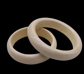 2 Vintage Bone Bangles -SHIPPABLE
